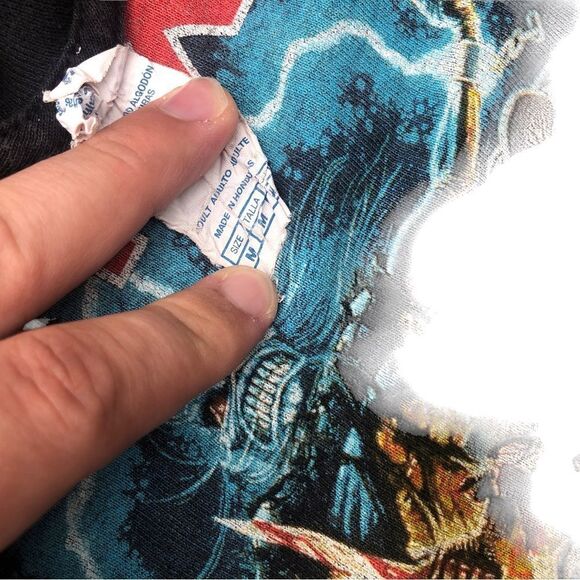 2013 Iron Maiden Graphic T Shirt Medium - Picture 6 of 9
